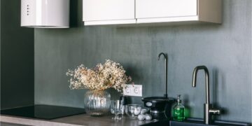 white grey kitchen room organization