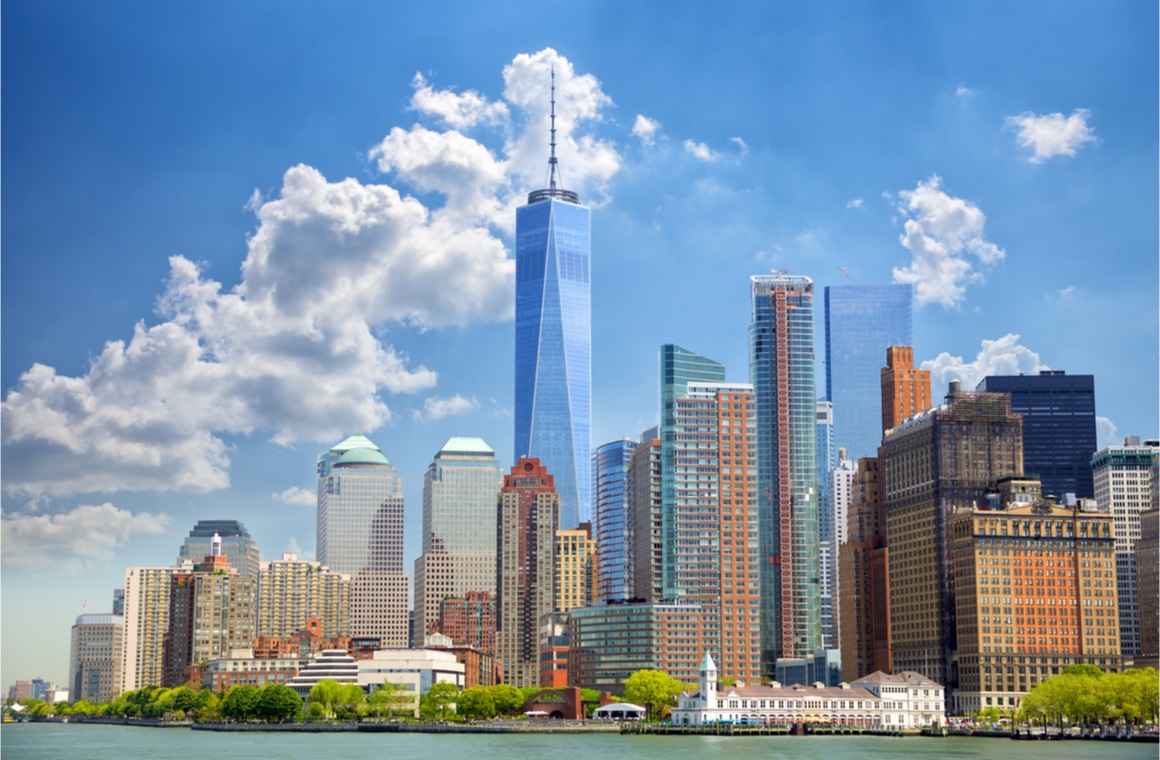 lower manhattan urban skyscrapers in new york city