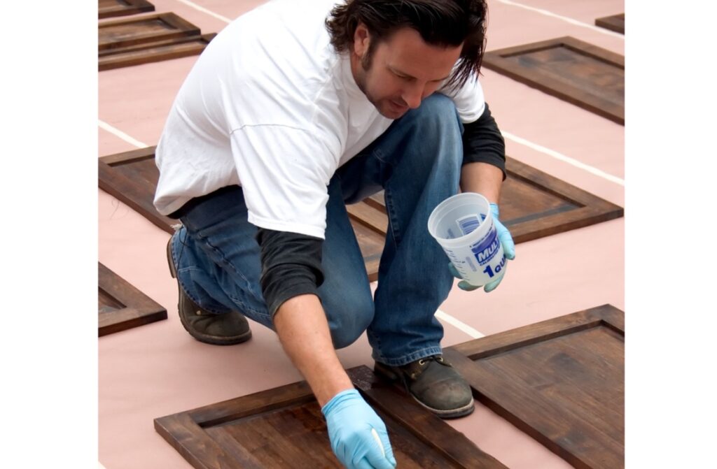 designer finishing the cabinets door