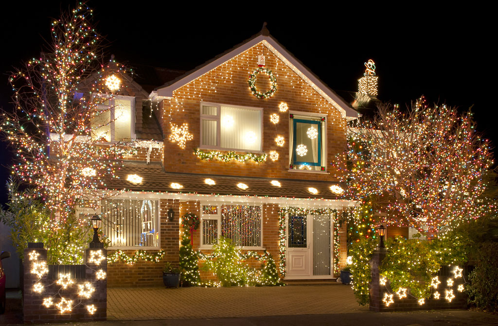 christmas lights outside on the house