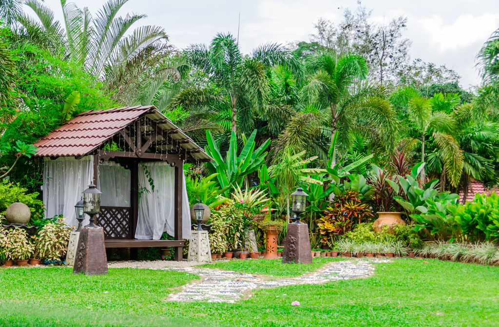 gazebo landscaped garden