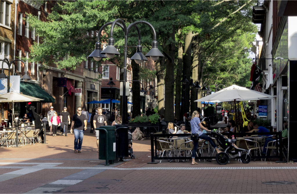 downtown charlottesville mall