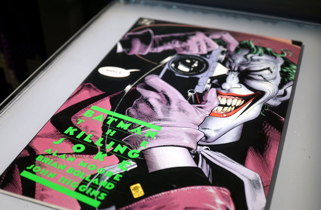 batman the killing joker book