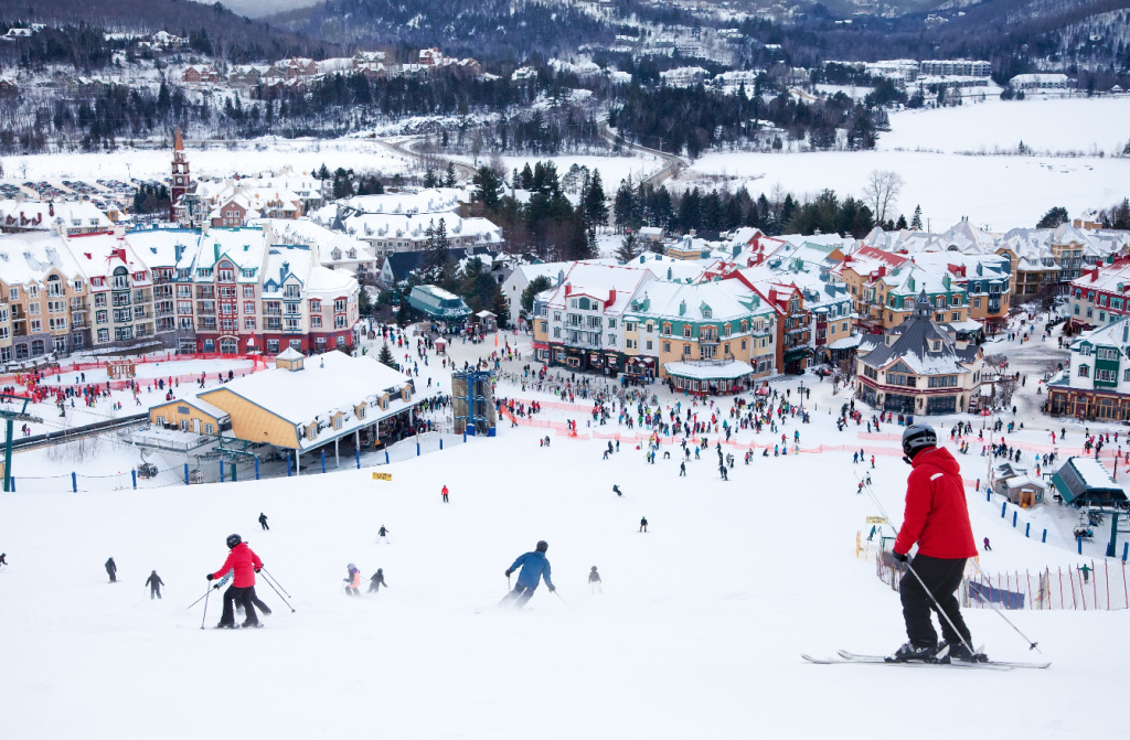 quebec canada february ski resort