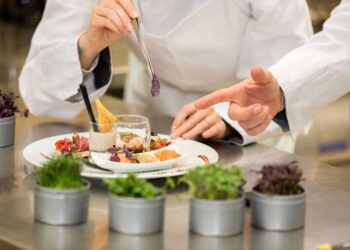 chef teaching how to cook