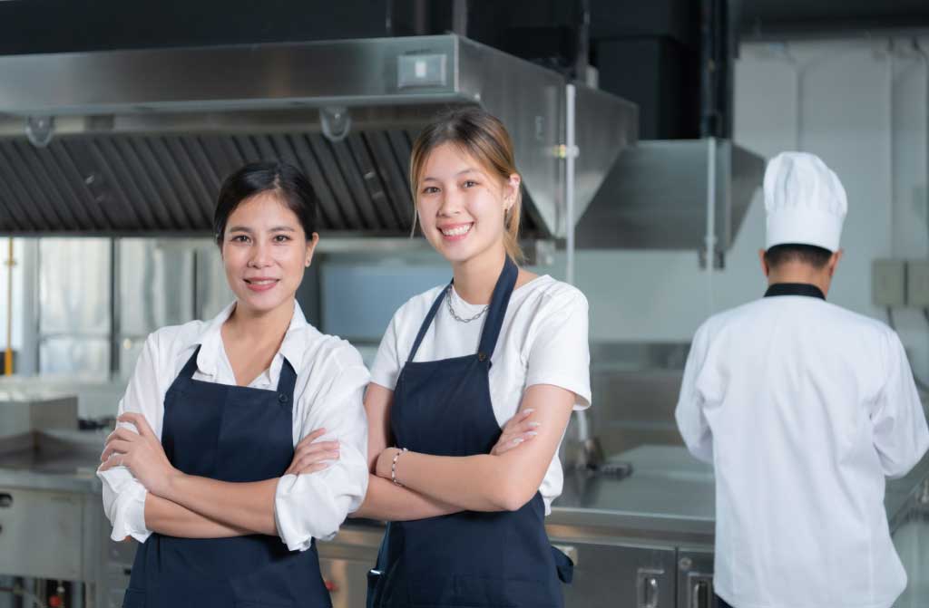 cooking appretinces prepare meals