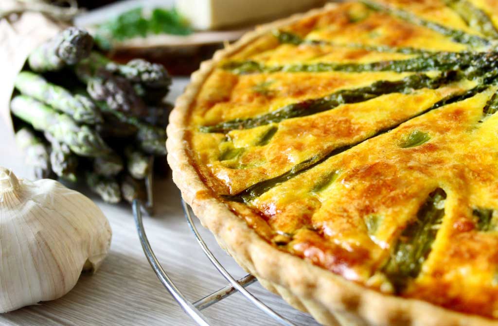 delicious asparagus bacon quiche