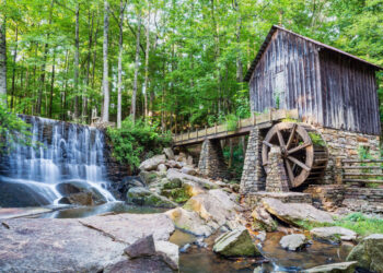 historic mill waterfall marietta georgia